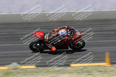 media/Apr-05-2024-Apex Assassins-CVMA Friday Practice (Fri) [[ee2ef04f2b]]/3-Racer 2/Session 3 (Bowl Speed Pans)/